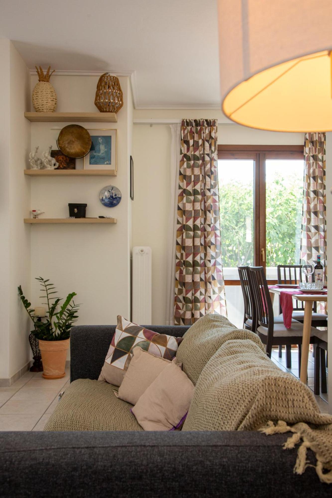 Theros Aegean Villa Nea Iraklitsa